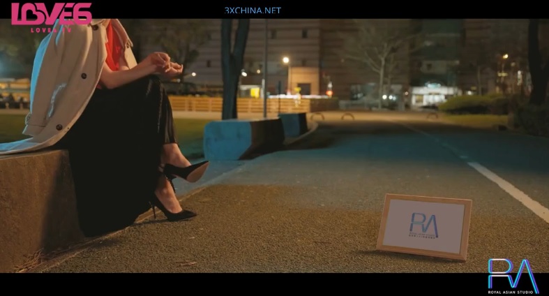 chuyen-tinh-chi-gai-xa-hoi-den-va-con-no-dep-trai