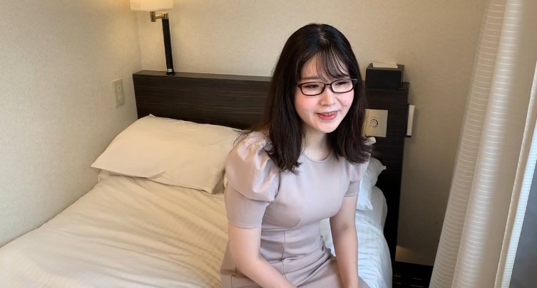 dit-em-sinh-vien-bon-mat-ngay-tho